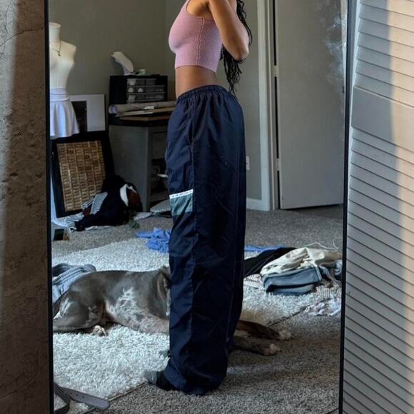 Fila Navy Oversized Y2K Track Pants - Picture 6 of 6